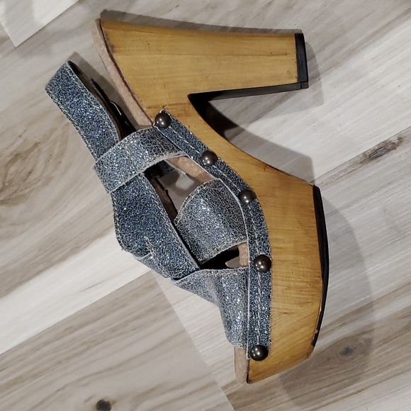 Sbicca Platforms - Picture 3 of 3